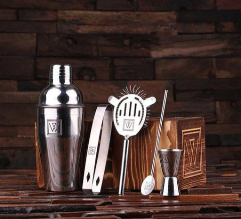 Gifts for Him - Personalized Cocktail Shaker Set 18 Oz - Bartender Kit -  Custom Cocktail Shaker Drink Bar - Black Stainless Steel Bar Set