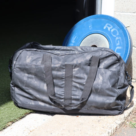 https://cdn.shopify.com/s/files/1/0291/4793/files/gym_bag_for_men_480x480.webp?v=1678204914