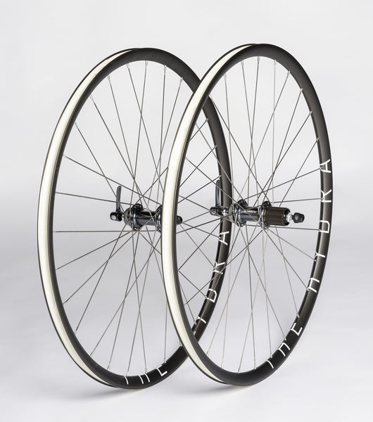 700c disc gravel wheelset