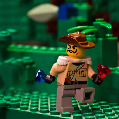 treasure hunter lego