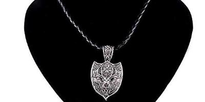 Nordic Dear Hunting Shield Necklace