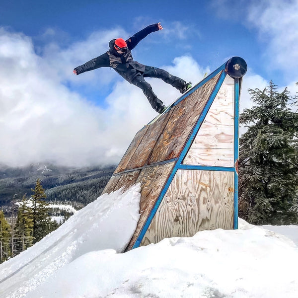 Mt Bachelor snowboard park