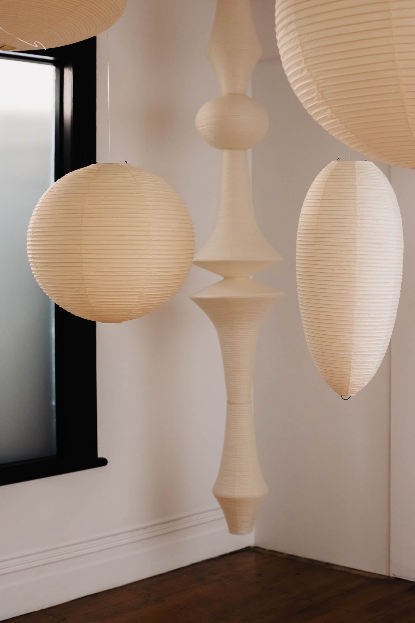 10 Glowy, Ethereal Paper Lights That Aren't by Noguchi