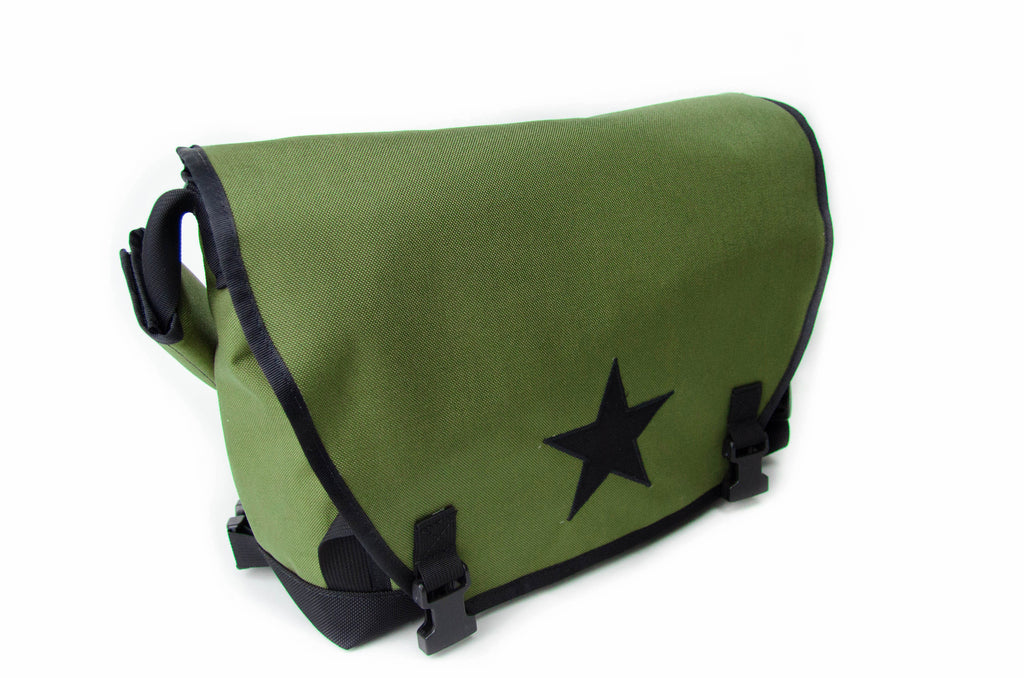 Coyote Small Messenger Bag – Black Star Bags