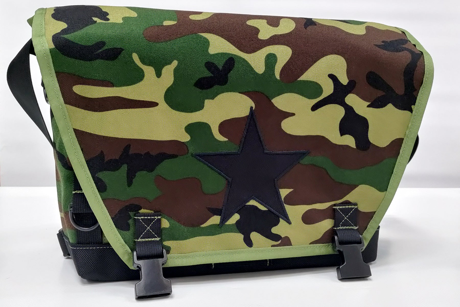 Small Messenger bag in Camo with white lining