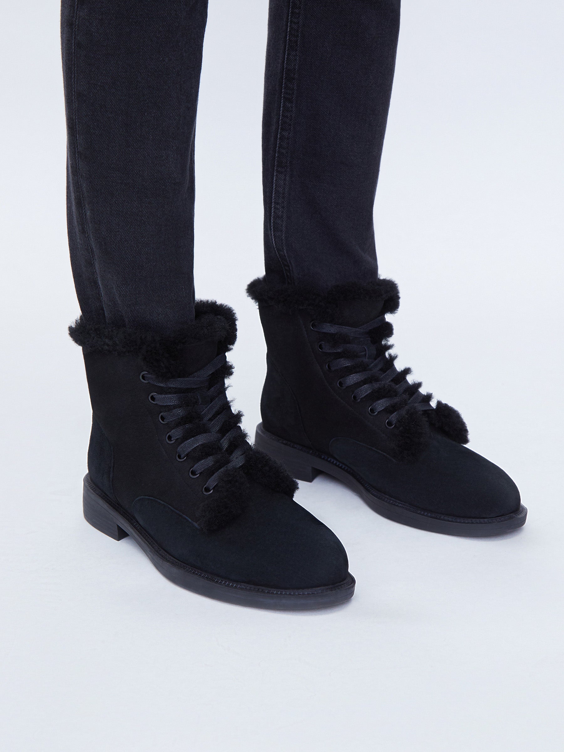Shearling lace-up boots - 12 STOREEZ