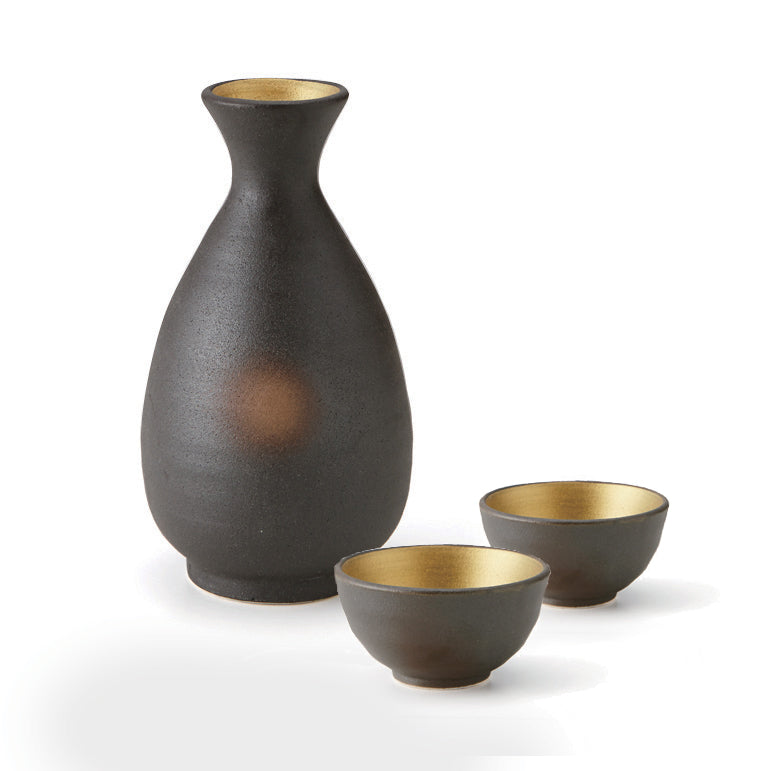 Black Bizen Sake Set – SAKE.treat  Premium Made in Japan Sake Sets, Donabe  and Tea Sets