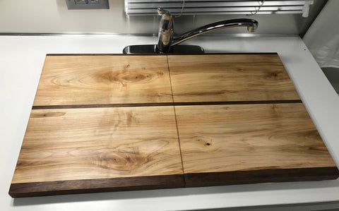 https://cdn.shopify.com/s/files/1/0292/1752/1769/products/Two-Bambi-Maple-Boards-in-Sink-2048_large.jpg?v=1689632237