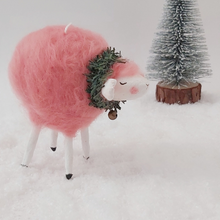 Cargar imagen en el visor de la galería, Side view of pink sheep ornament. Pic 2 of 6.
