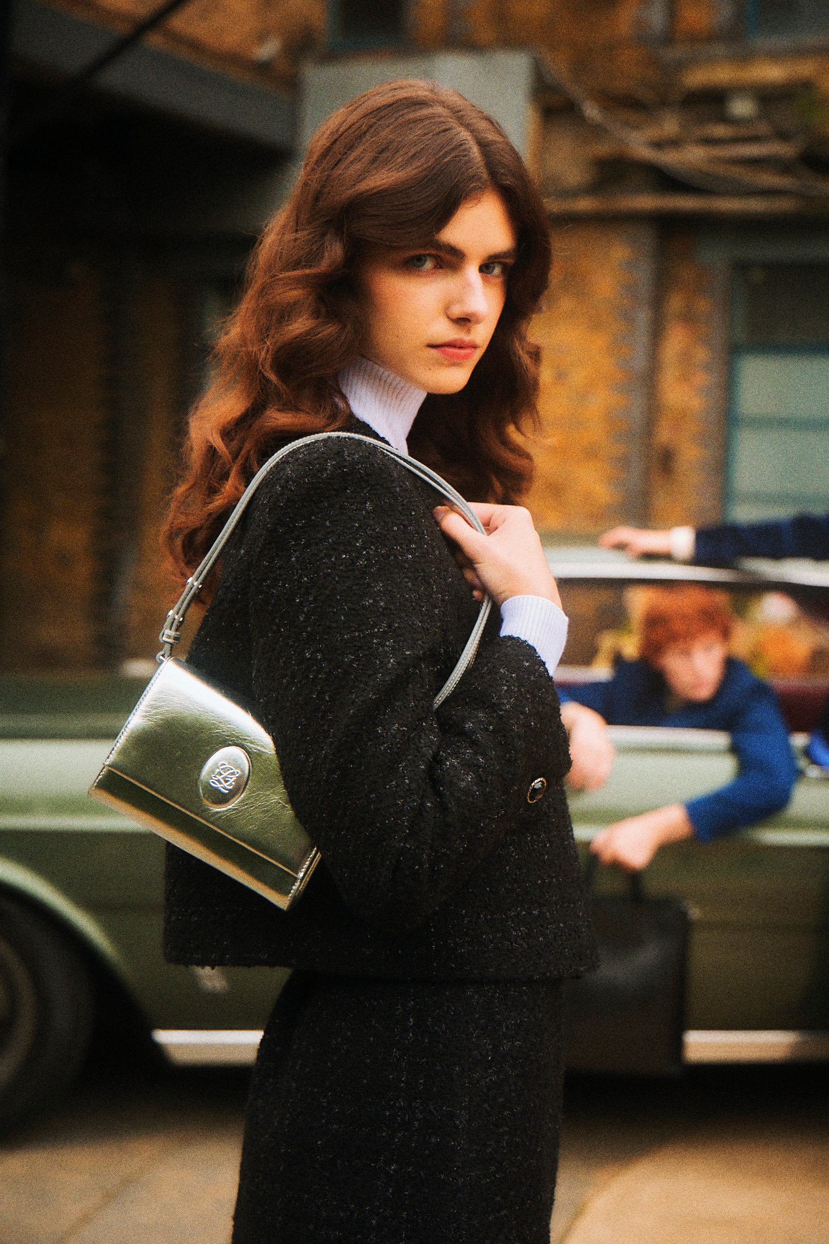 Louis Quatorze - Authenticated Handbag - Leather Ecru Plain for Women, Very Good Condition