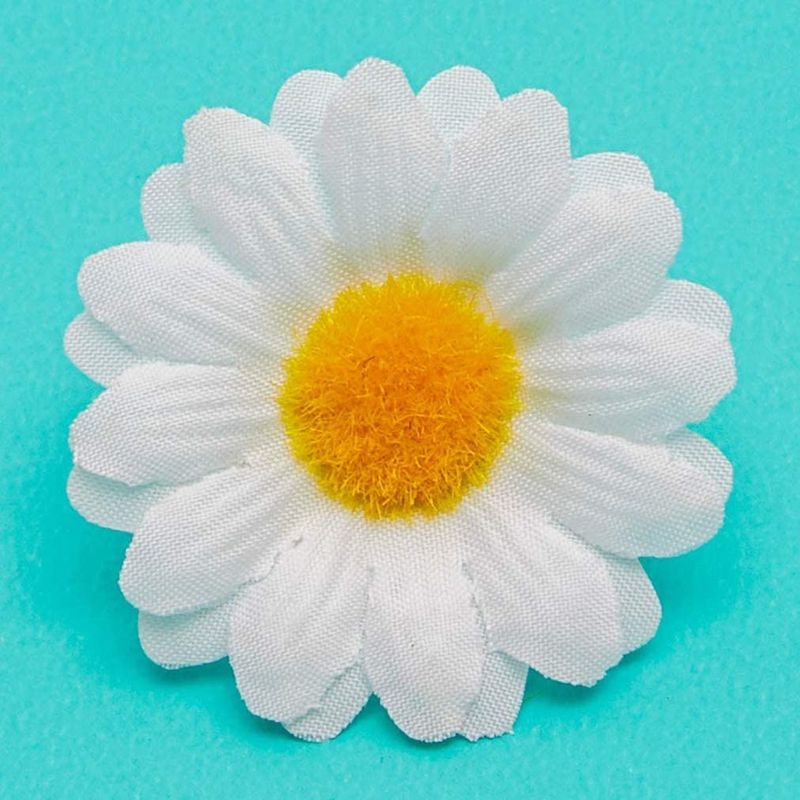 Bright Creations Artificial Silk Daisy Flowers Head for Crafts in 6 Colors (1.6 in, 100-Pack)