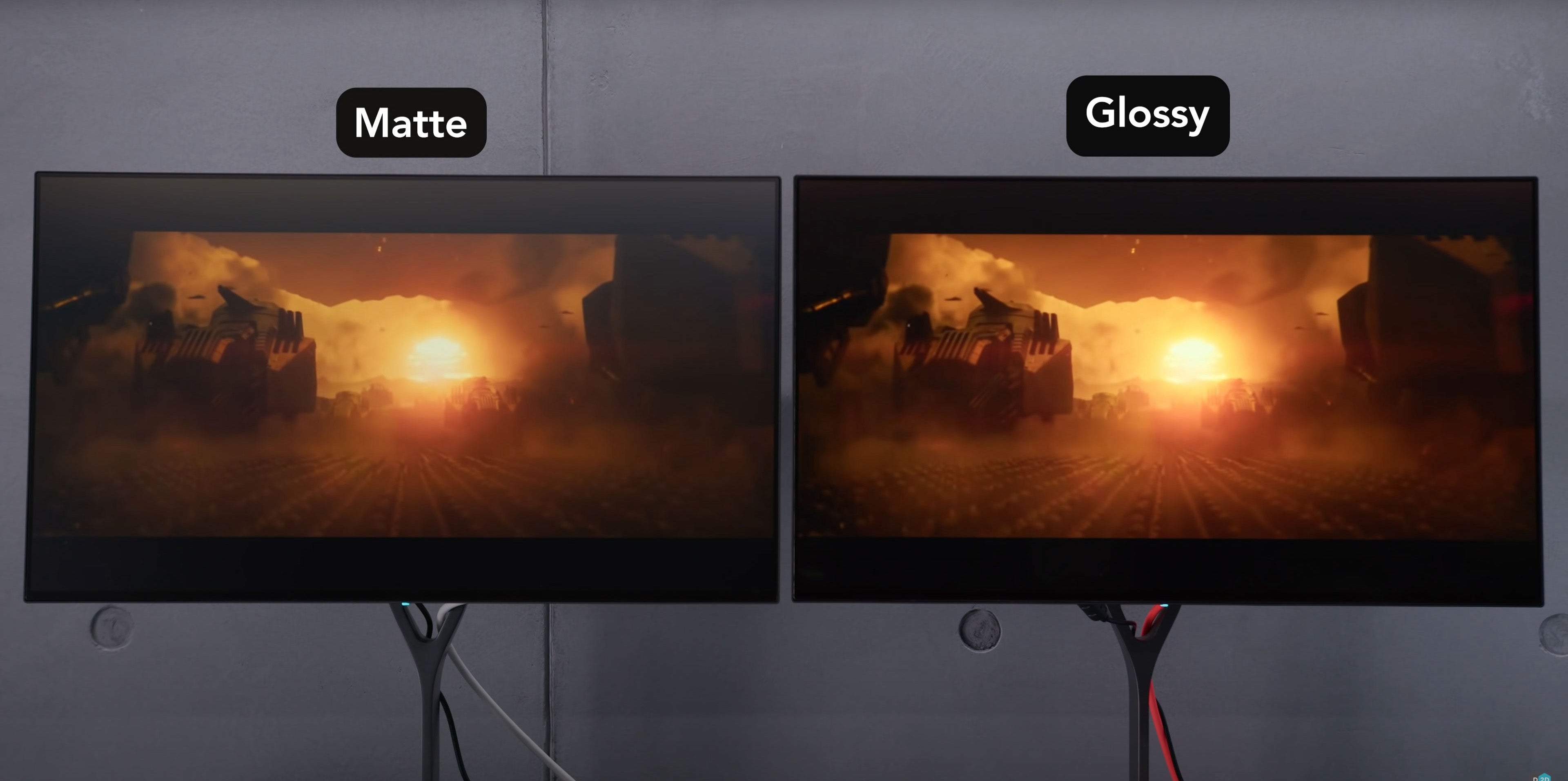 glossy vs matte perceived contrast comparison