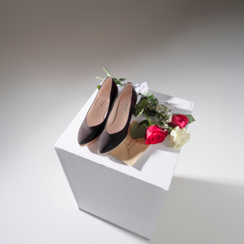 black espadrille wedges and red roses