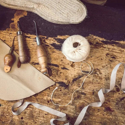 Espadrilles handcrafting process. Made with natural materials