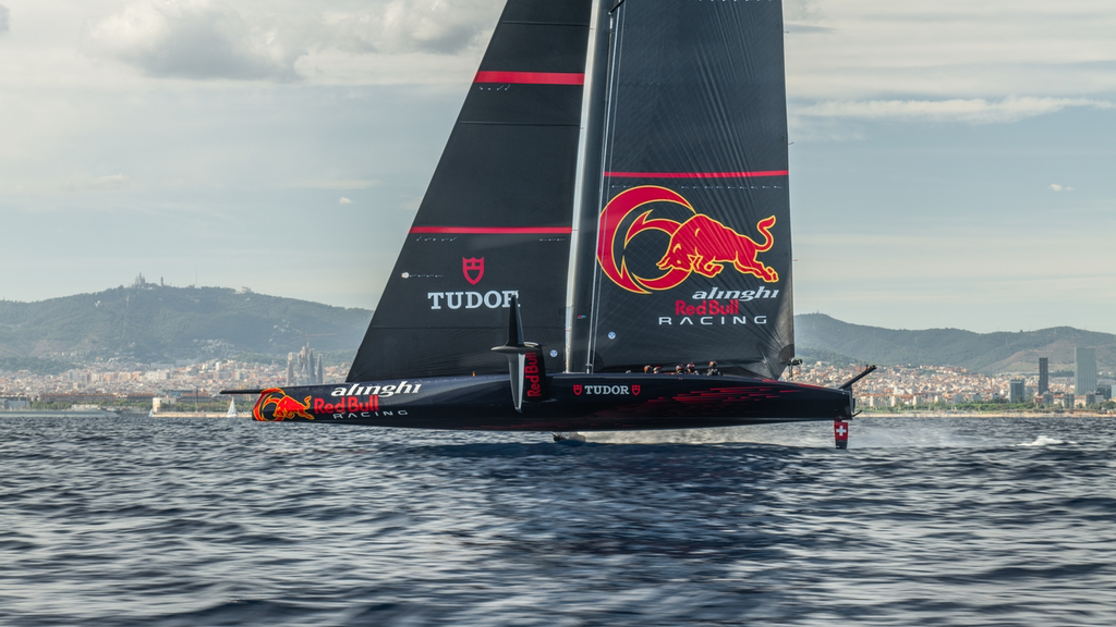 Team Alinghi Red Bull uses HexaTraction to provide grip
