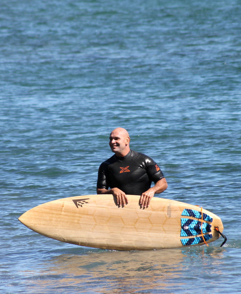 Ludovic Cafafa in Reunion. Surfer Couple life 3