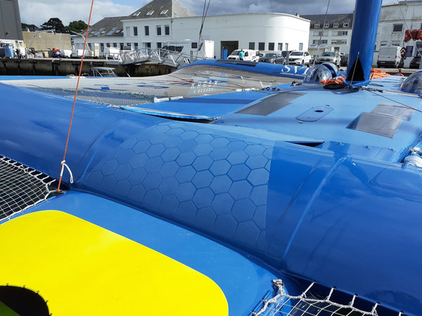HexaTraction installed on a racing boat trimaran