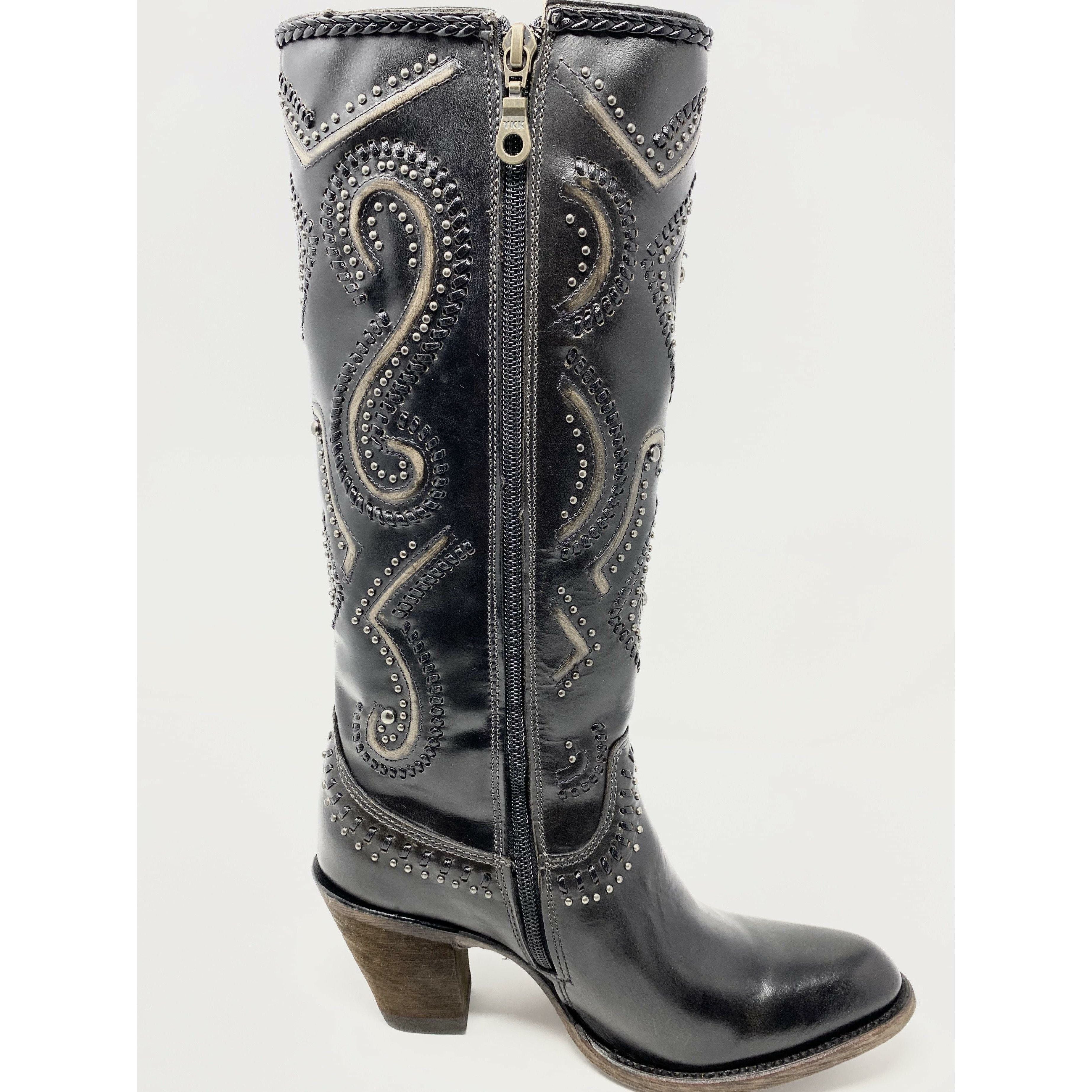 cuadra black boots