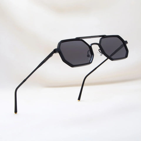 Commando V1 Rectangle Full Black Sunglasses – Stylish and sleek black rectangle frames for a modern look