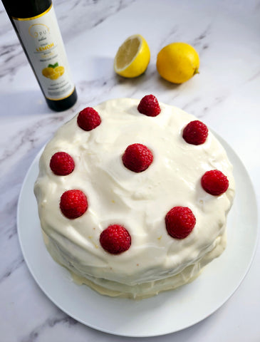 Lemon raspberry cake with icing