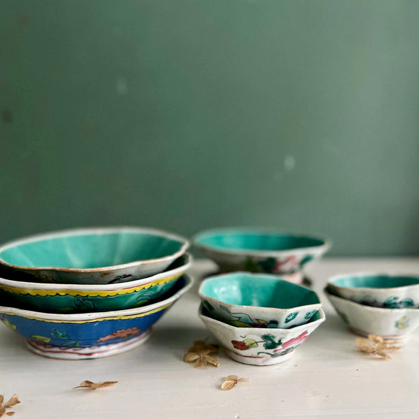 antique peasant bowls, vintage bowls, utilitarian old bowls
