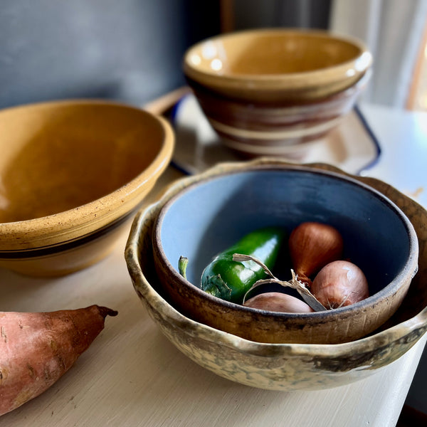 antique pottery, vintage pottery, mixing bowls