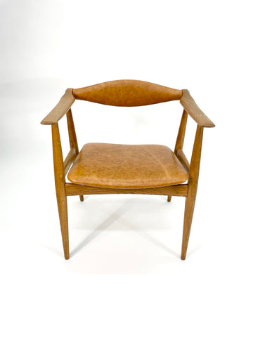 front view of Yoke Chair