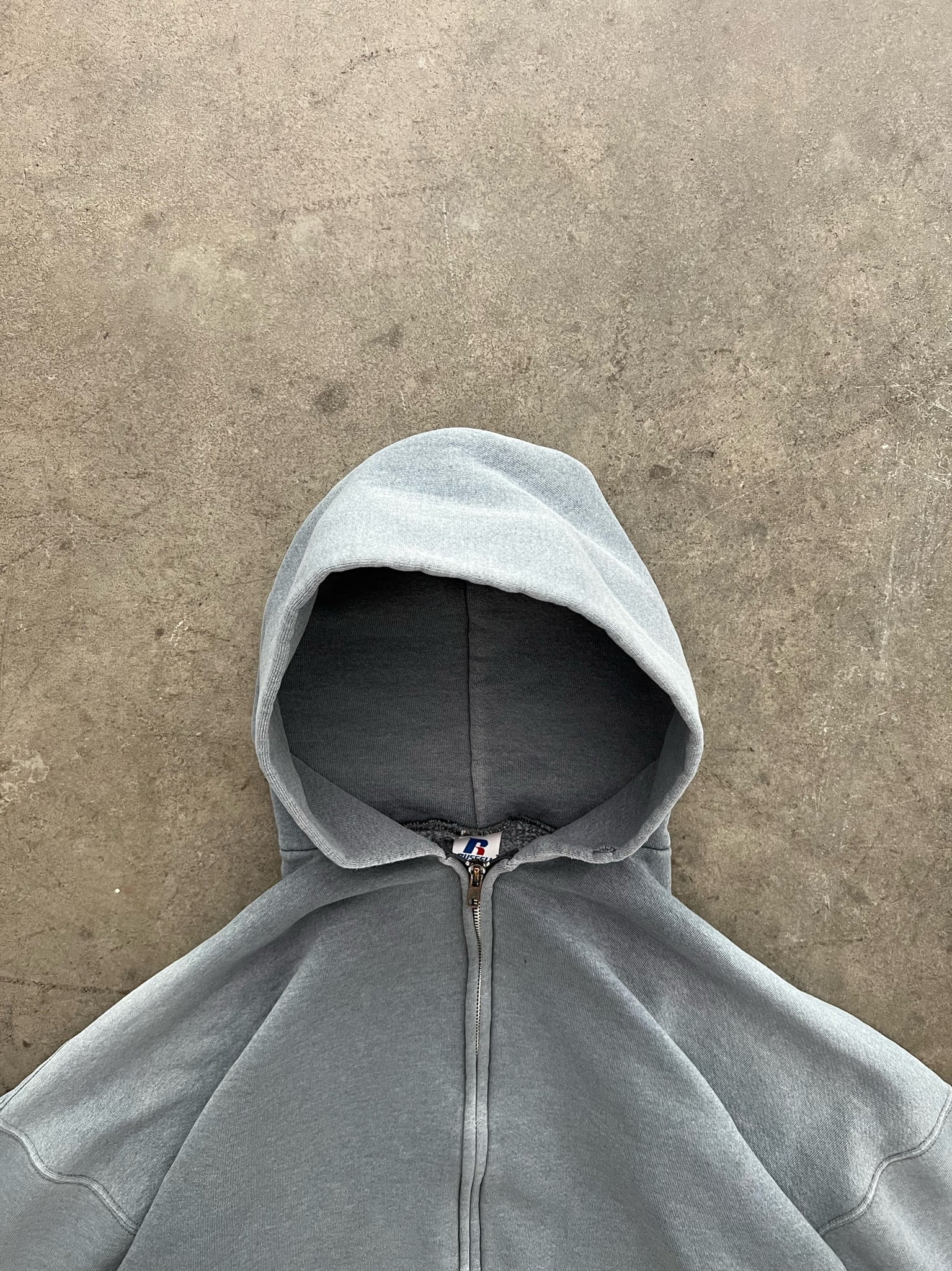 SUN FADED CEMENT GREY RUSSELL ZIP UP HOODIE - 1990S – AKIMBO CLUB