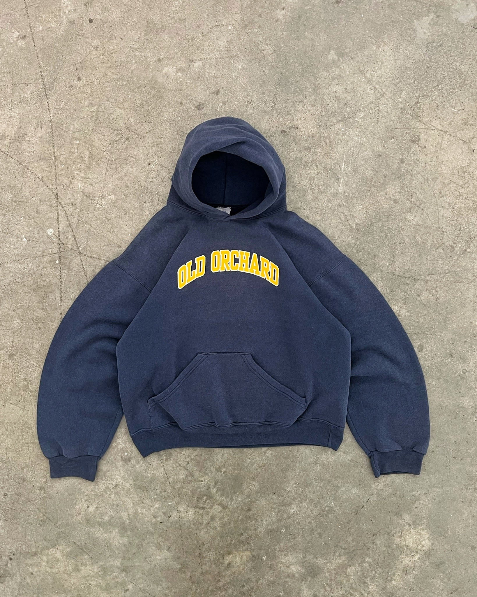 SUN FADED NAVY BLUE “OLD ORCHARD” HOODIE - 1990S – AKIMBO CLUB
