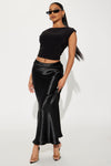 Meet At Eight Satin Maxi Skirt - Black