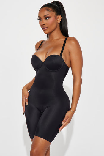 Loving this New Halter Top Shapewear Bodysuit from @sheswaisted 🤍🤍