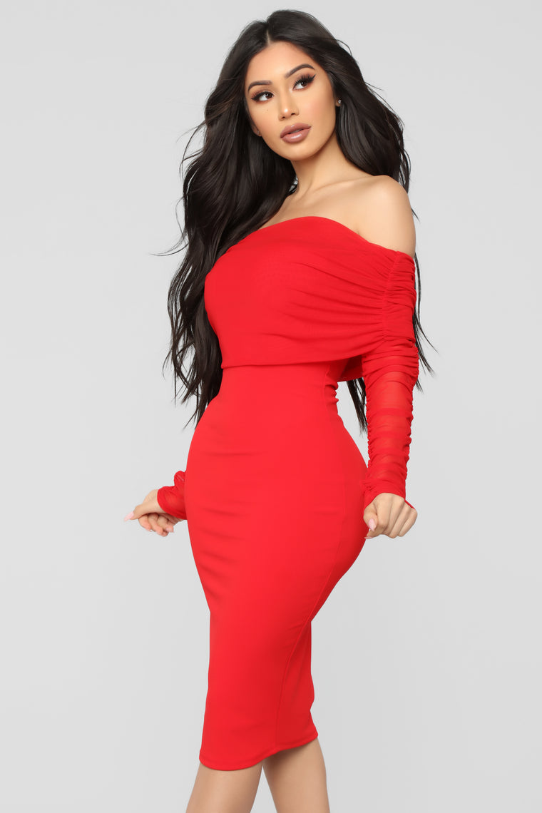 dinner dress red