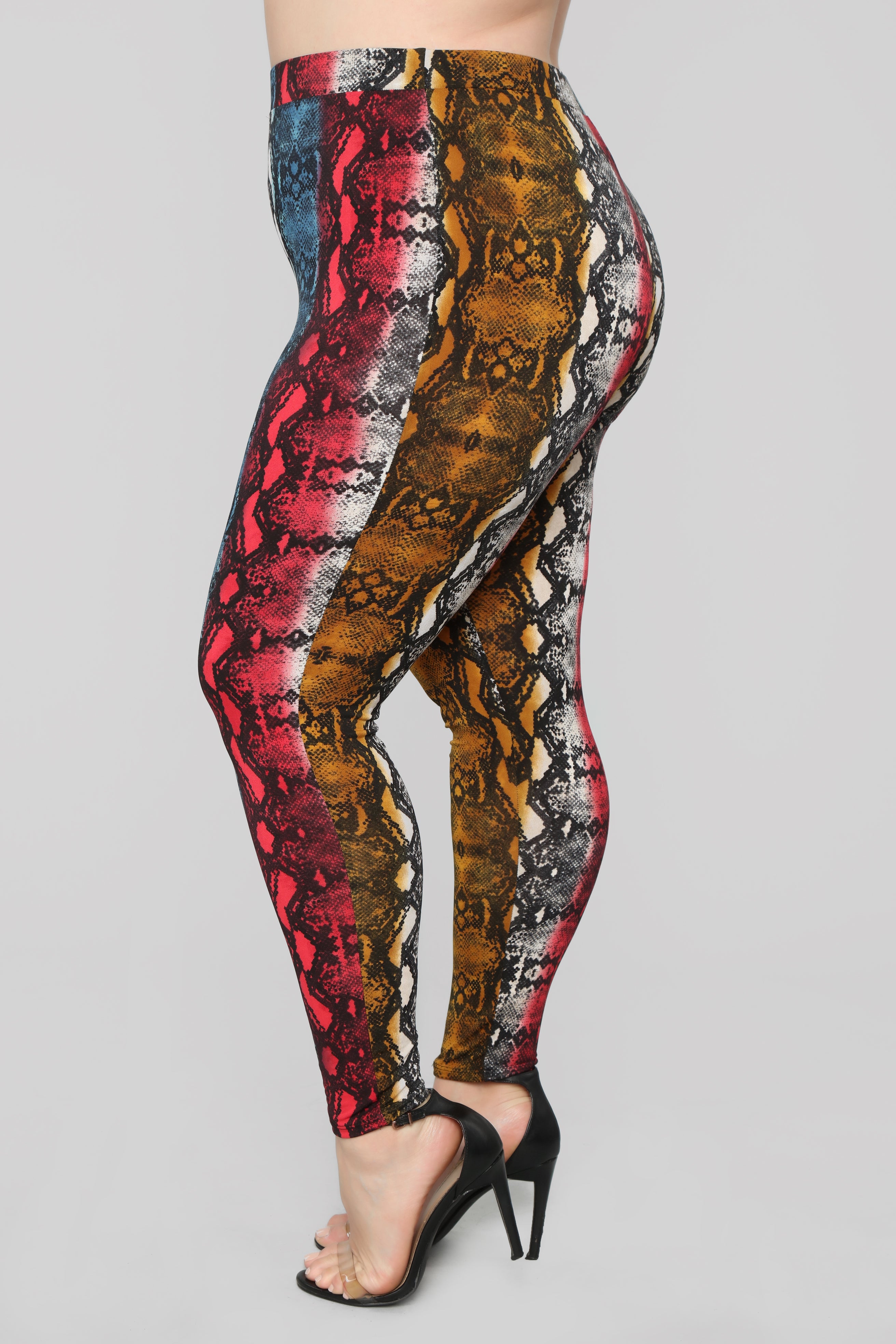 Snake Your Way Leggings - MultiColor – Fashion Nova