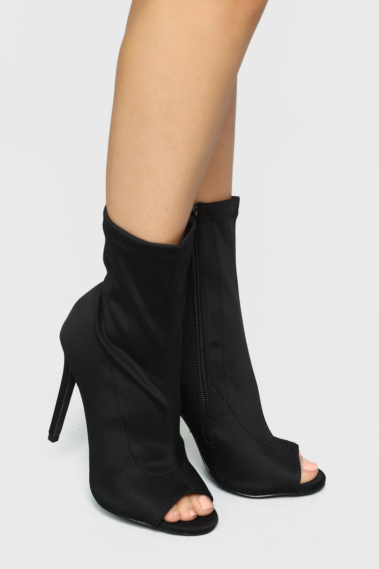 Fearless Bootie - Black, Shoes 