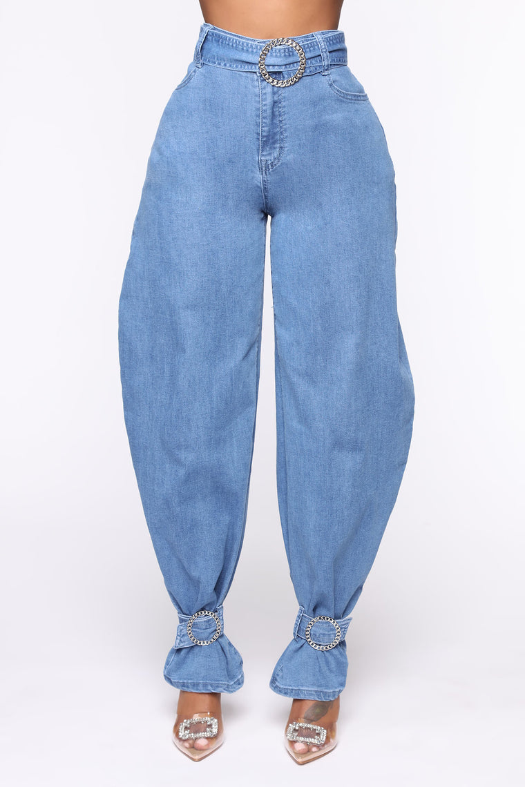 It's A Look Balloon Mom Jeans - Medium 