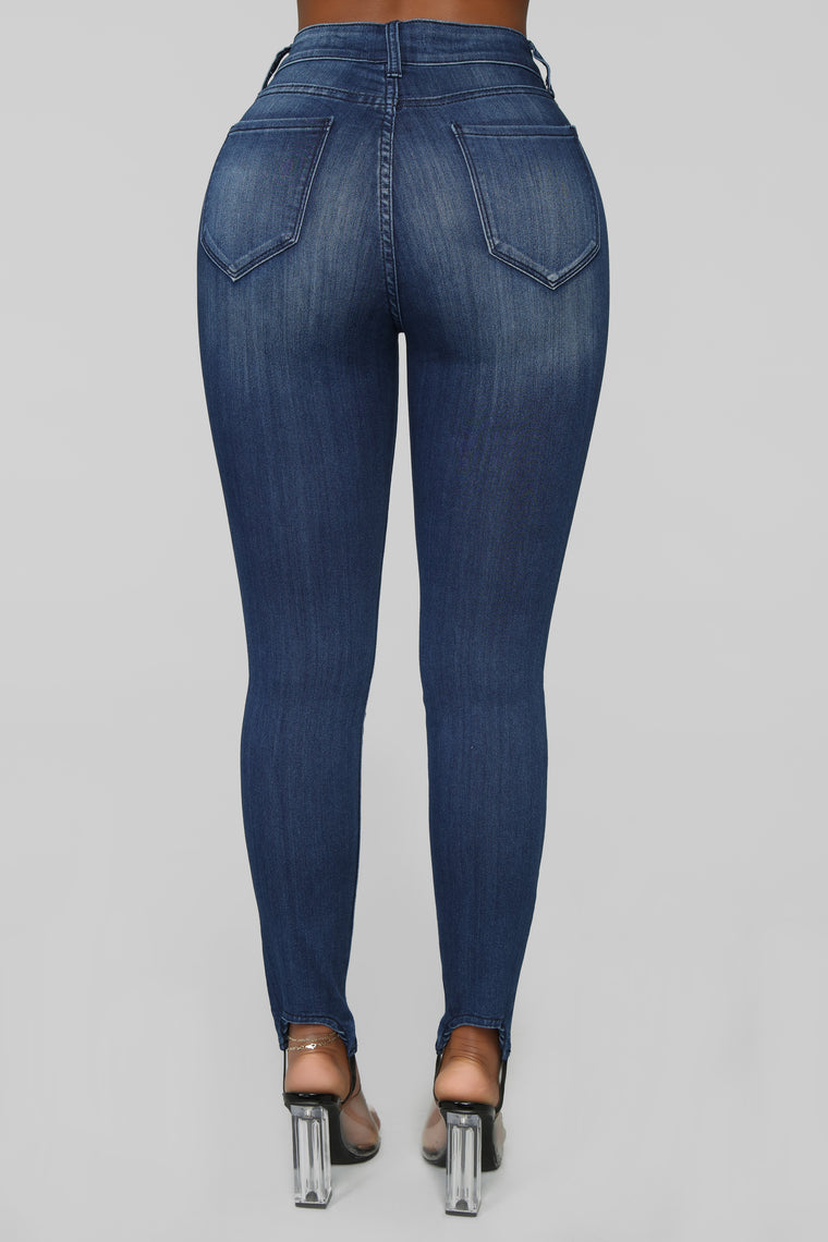 Back In The Saddle Stirrup Jeans - Dark Denim – Fashion Nova