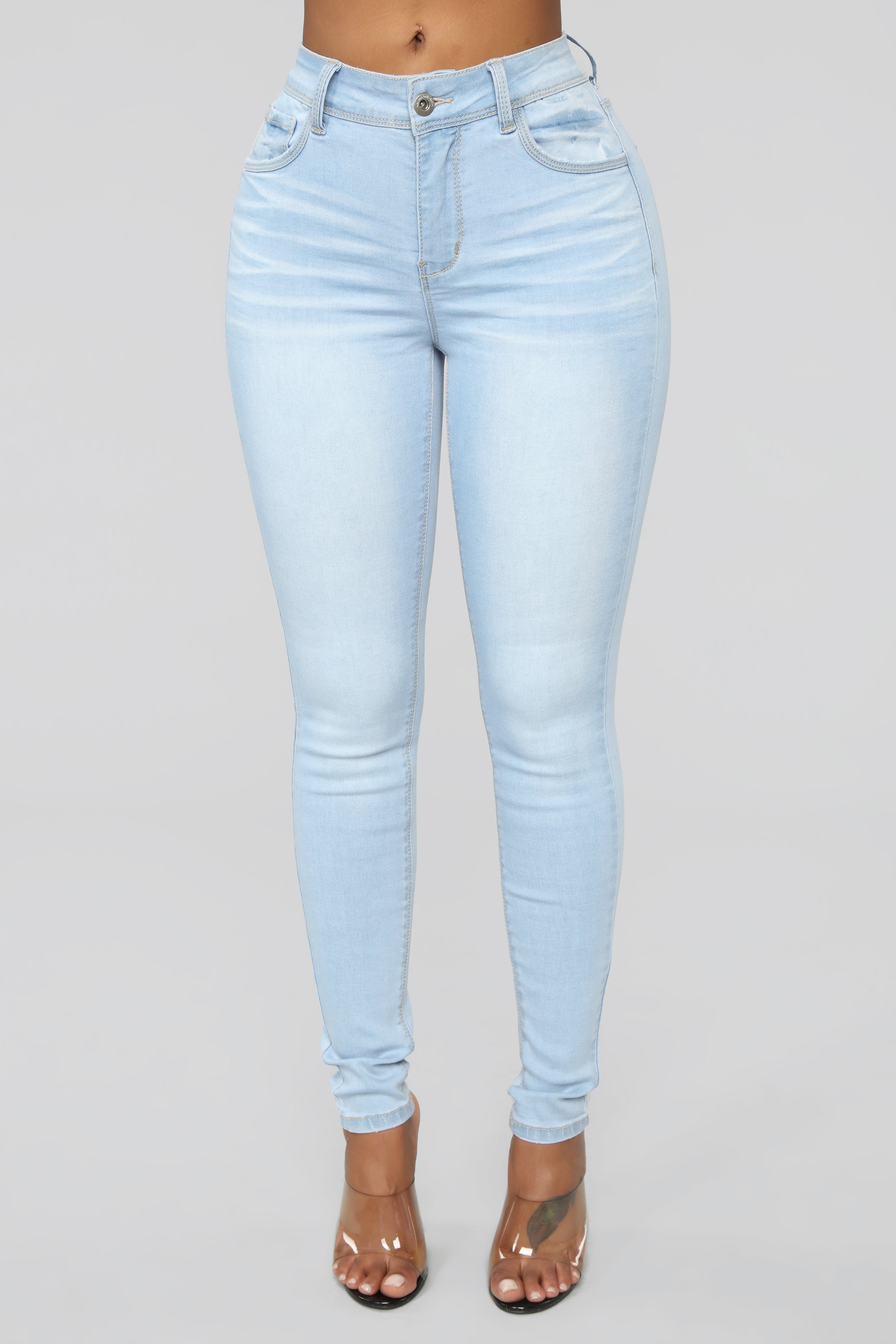 Clarisse Skinny Jeans - Light Blue Wash – Fashion Nova