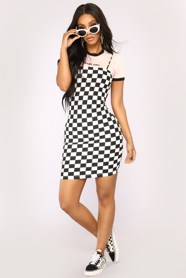 Finish First Checkered Dress - Black 