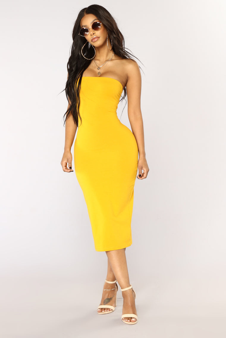 yellow tube dress