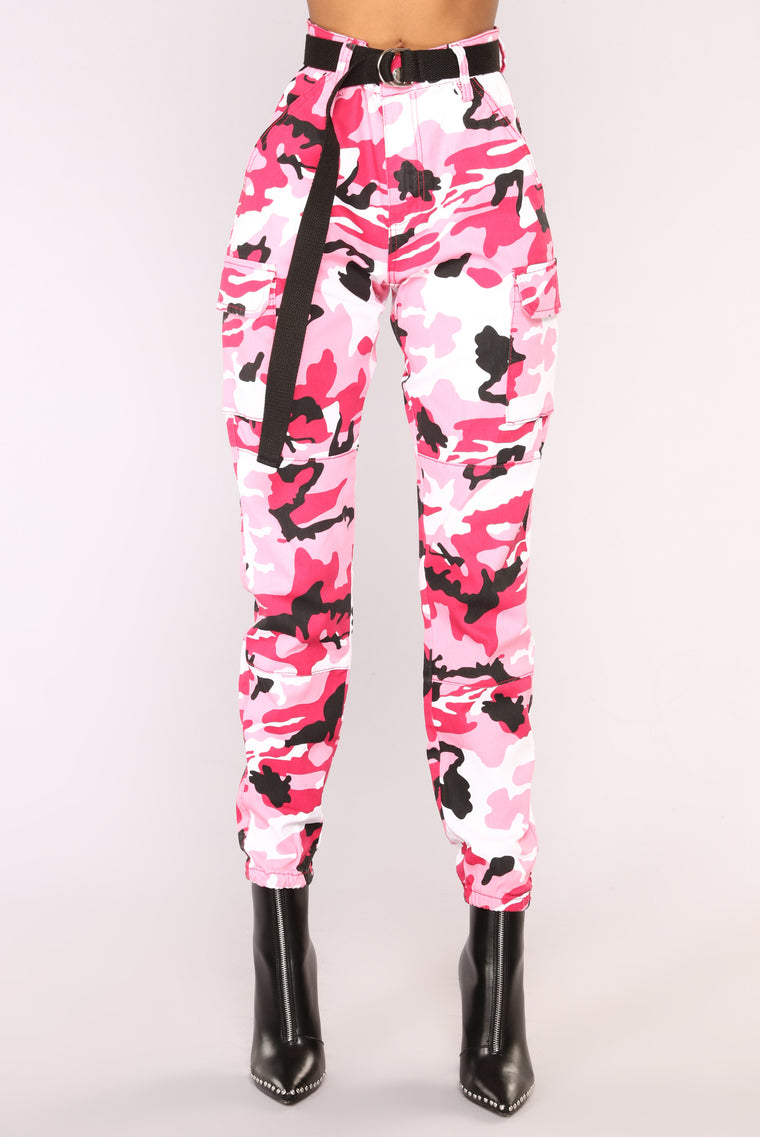 black and pink camo pants