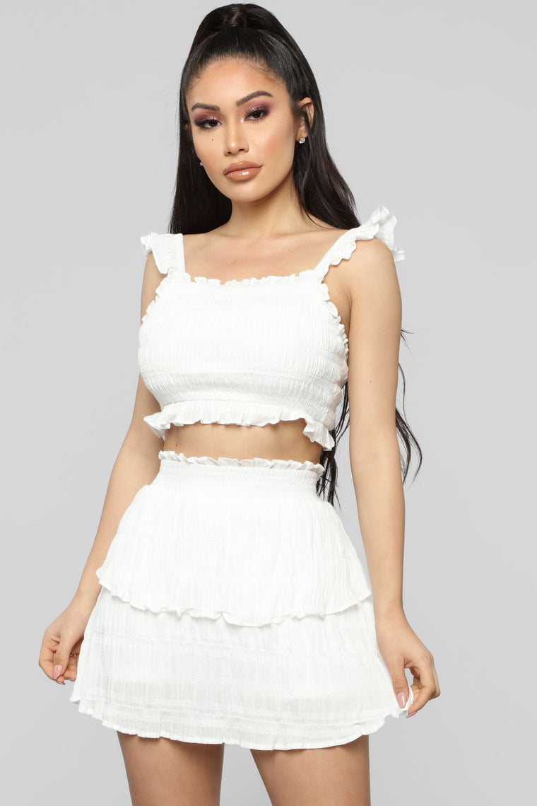 white skirt set