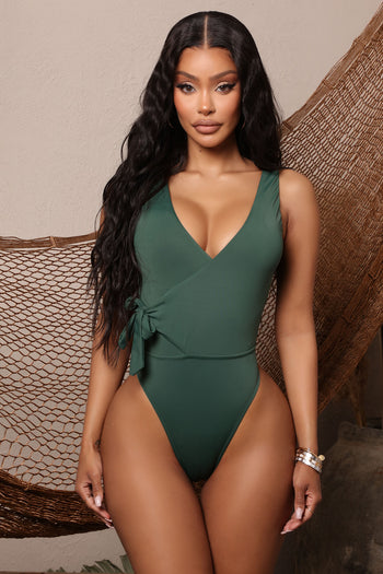 Fashion Nova launches highest cut one-piece EVER and women joke