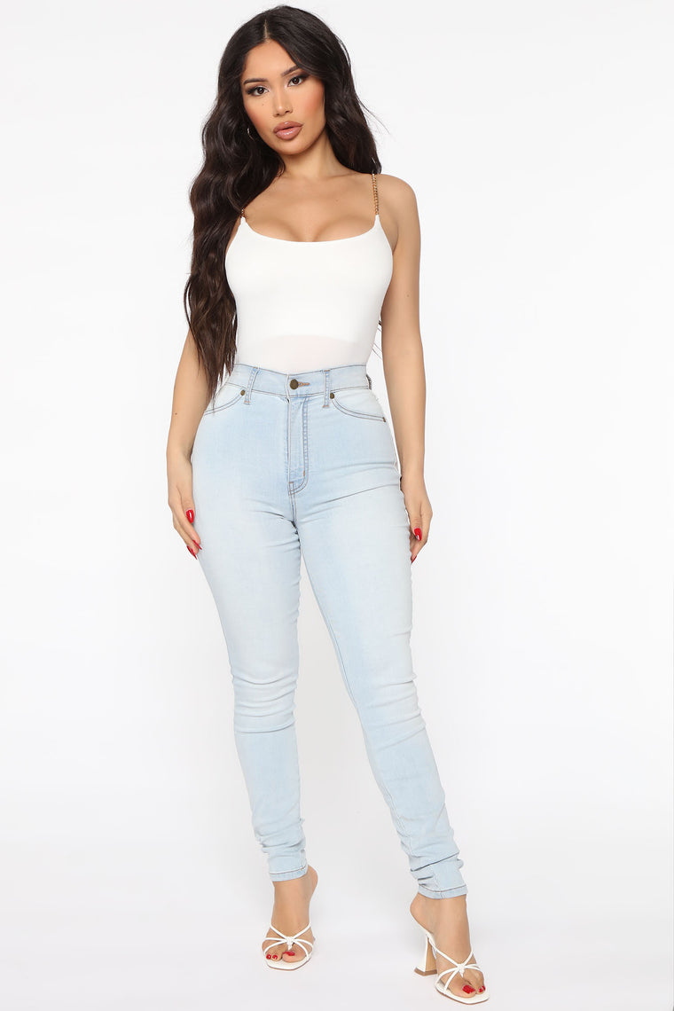 fashion nova jeans for skinny girl