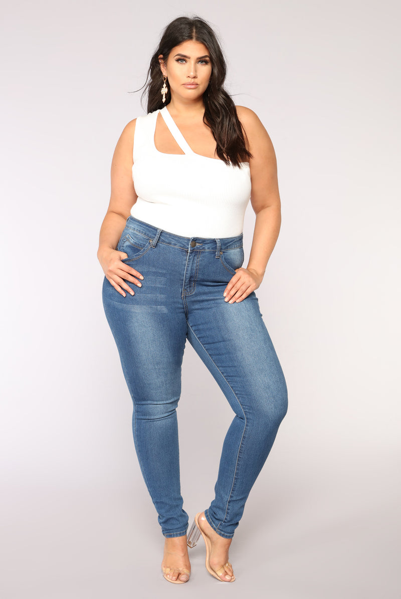 Plus Size & Curve Clothing | Womens Dresses, Tops, and Bottoms