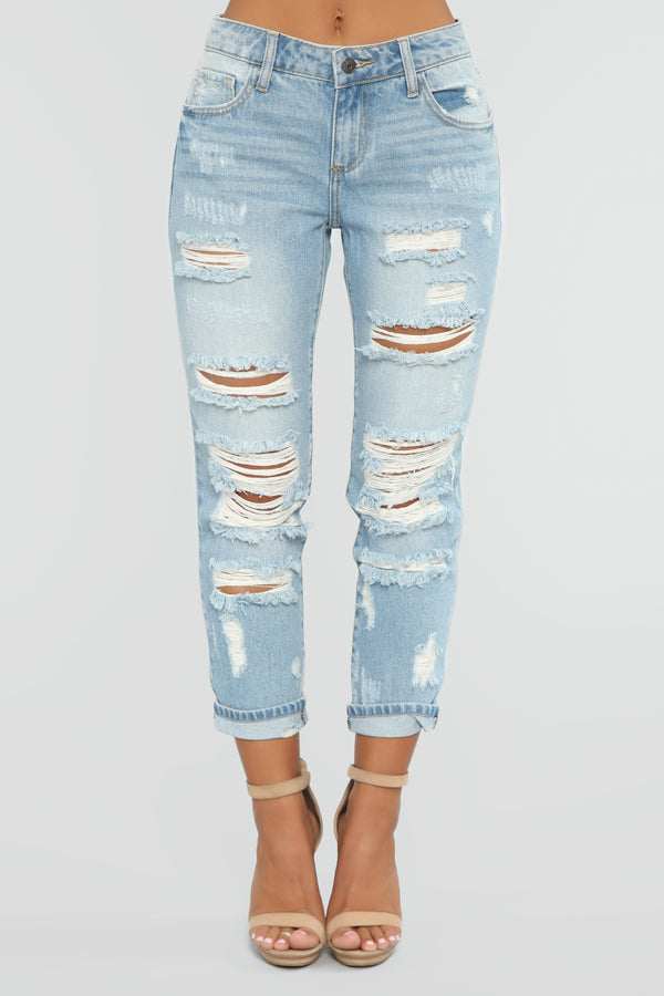 Jeans Muggin Distressed Boyfriend Jeans - Light Blue Wash – Fashion Nova