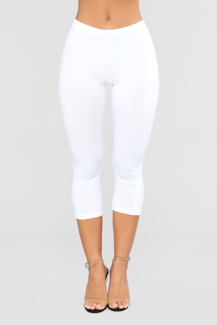 white cropped leggings