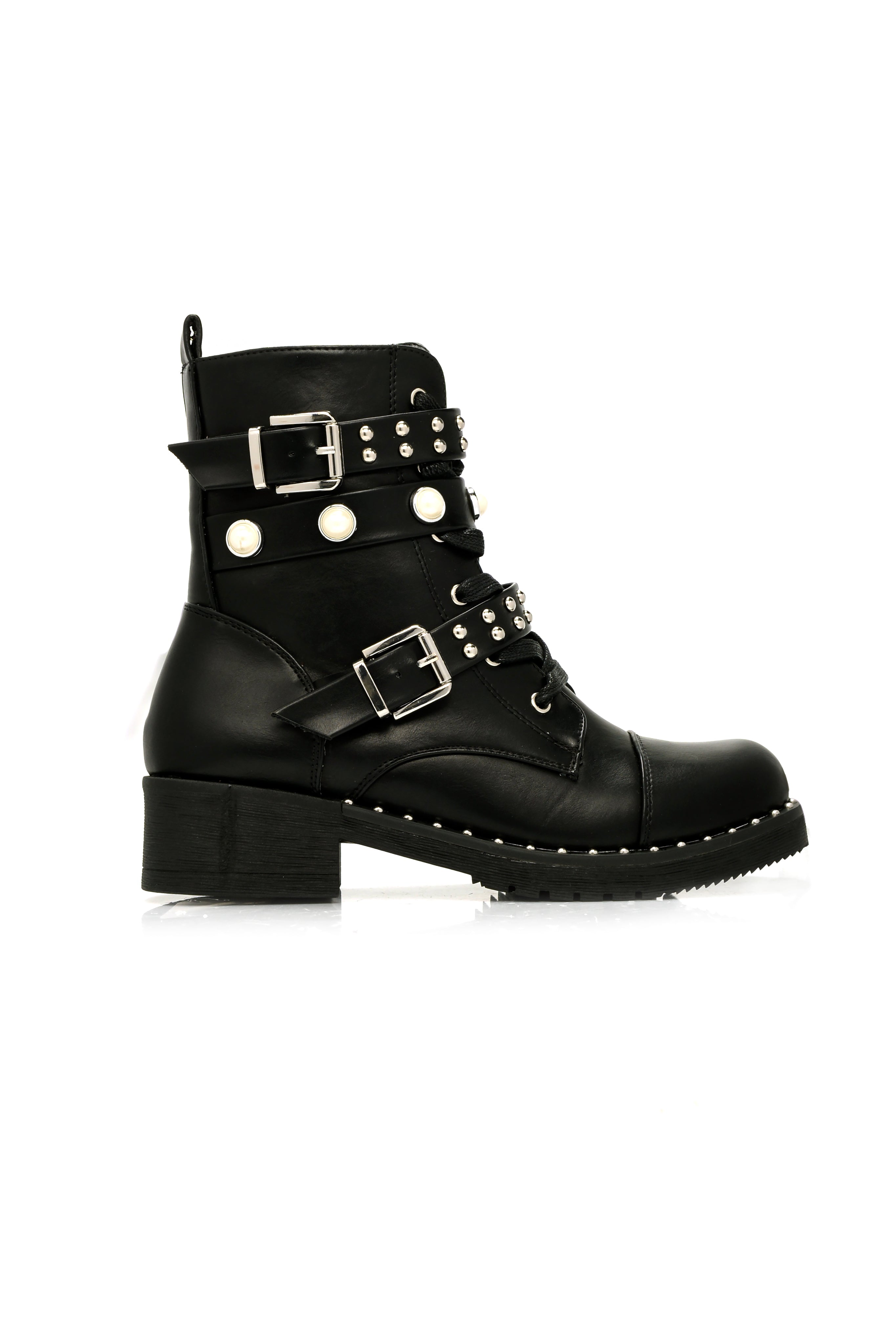 black combat boots fashion