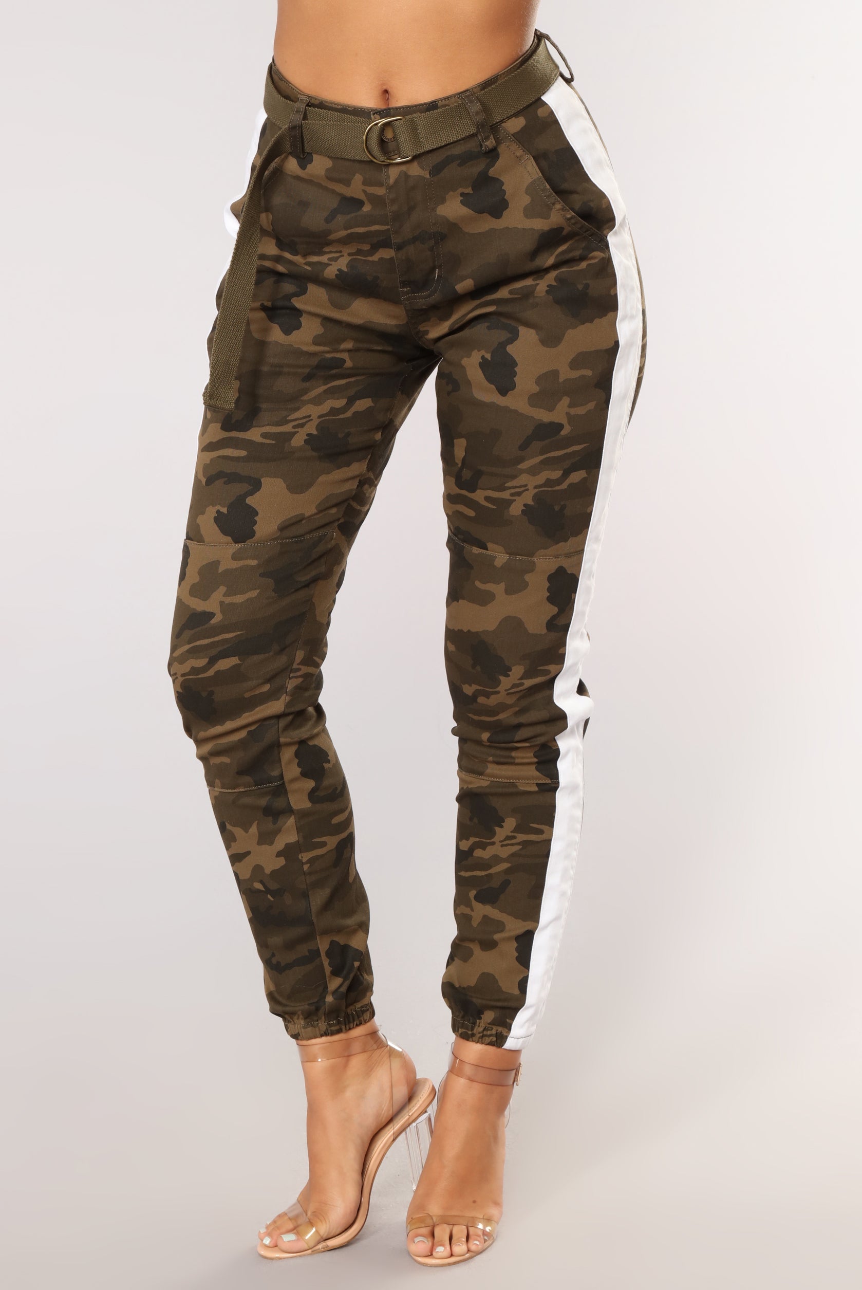 camo pants with white stripe