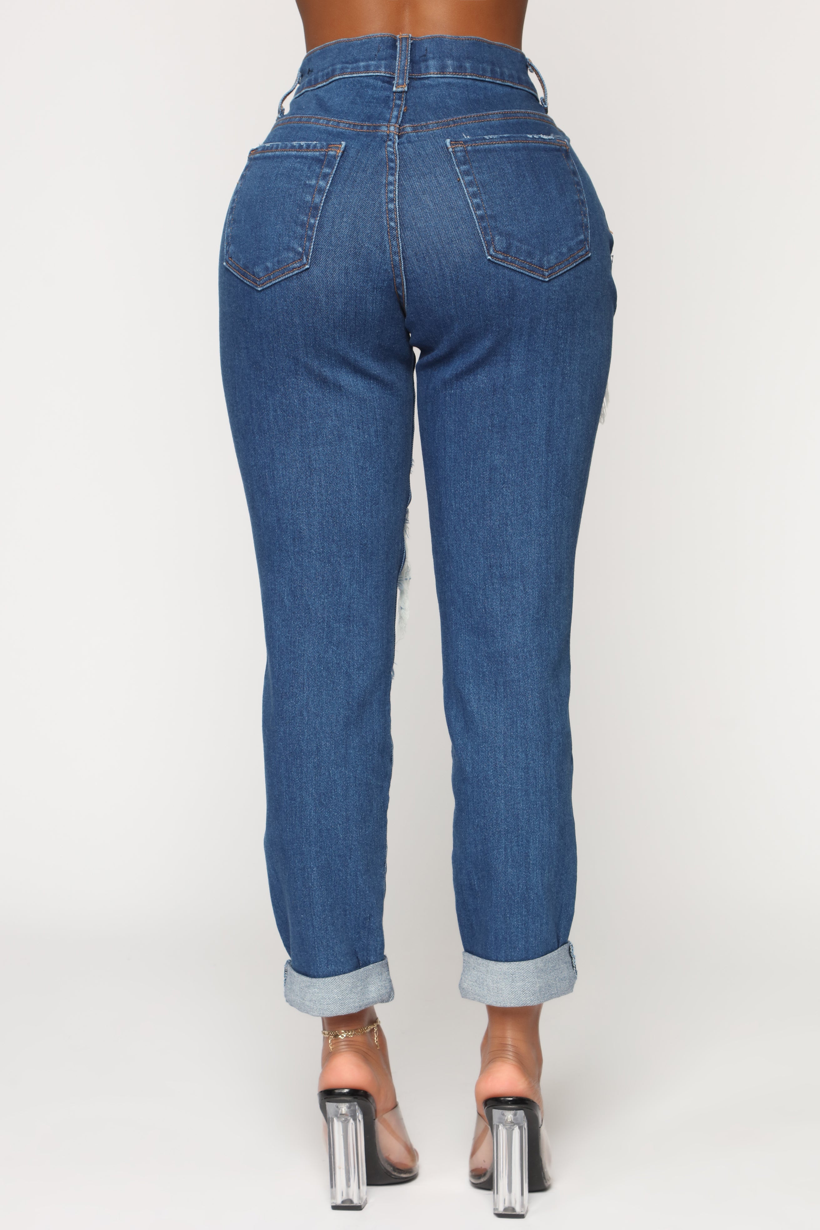 Fan Club Queen Boyfriend Jeans - Medium Blue Wash