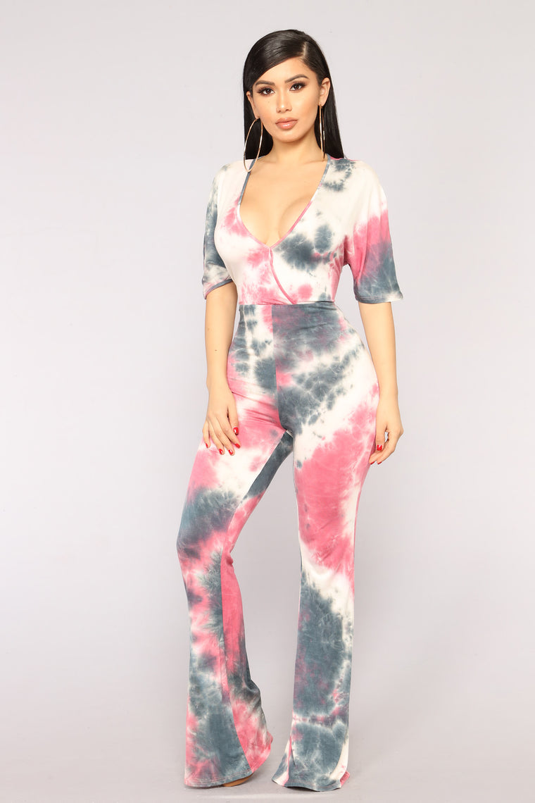 tie dye jumpsuit fashion nova